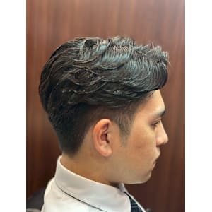 ビジネスマンパーマ