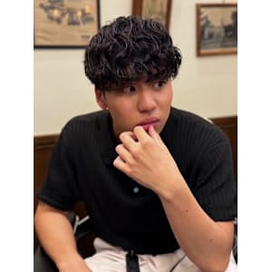 シャドウパーマ