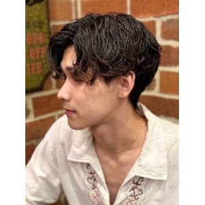 センターパート×パーマ