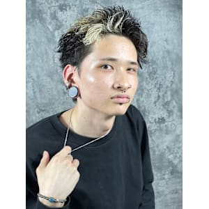 ワンポイントメッシュ×スパイキーショート - ヒロ銀座ヘアーサロン神田店【ヒロギンザヘアーサロンカンダテン】掲載中