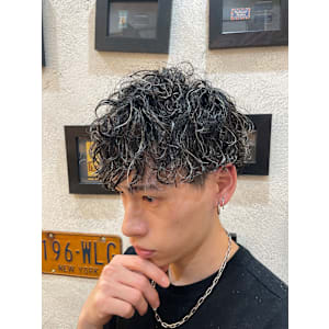 マッシュヘア×パーマスタイル