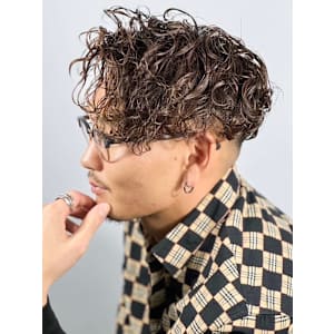 スキンフェード×パーマ