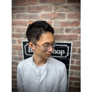 ツーブロアップスタイル