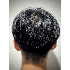 センターパートスタイル