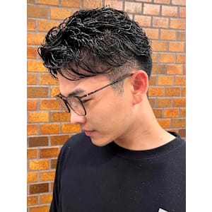 8月流行七三スタイル