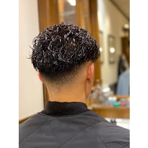 スキンフェードパーマ