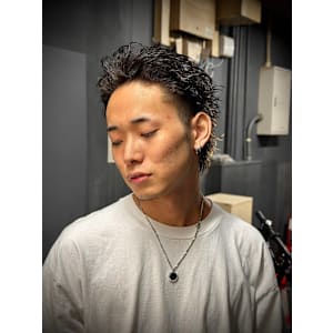 スパイキーショート×ツイストスパイラルパーマ