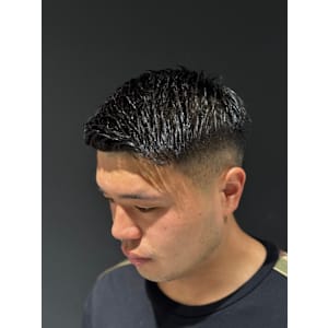 フェザーアップ - ヒロ銀座ヘアーサロン 麻布乃木坂 六本木駅前店【ヒロギンザヘアーサロンアザブノギザカロッポンギエキマエテン】掲載中