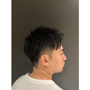 ツーブロックショート - ヒロ銀座ヘアーサロン 麻布乃木坂 六本木駅前店【ヒロギンザヘアーサロンアザブノギザカロッポンギエキマエテン】掲載中