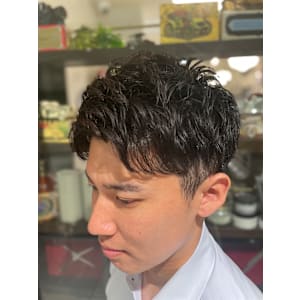 ビジネスショート×ふんわりパーマ