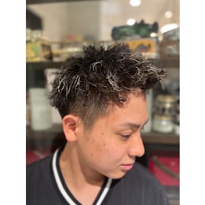 ツイストパーマ×ホワイトメッシュ