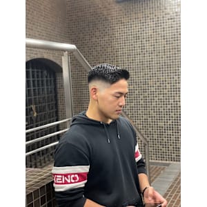 七三スキンフェード