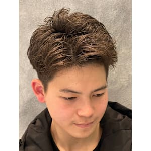 スパイキーショート