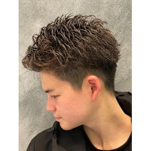 スパイキーショート