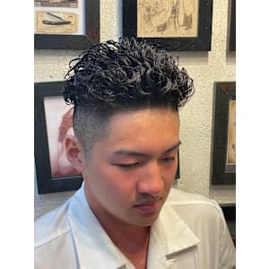 宮城亮太風パーマ×フェード - HIRO GINZA 池袋 サンシャイン通り店【ヒロギンザ イケブクロ サンシャインドオリテン】掲載中