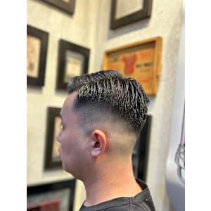 サイドパート - HIRO GINZA BARBER SHOP 横浜【ヒロギンザ バーバーショップ ヨコハマ】掲載中