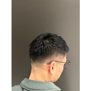フェザーアップ - HIRO GINZA BARBER SHOP 横浜【ヒロギンザ バーバーショップ ヨコハマ】掲載中