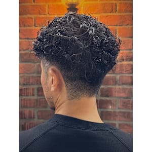 無造作風パーマスタイル - HIRO GINZA BARBER SHOP 横浜【ヒロギンザ バーバーショップ ヨコハマ】掲載中