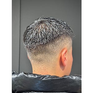 フェザーアップ - HIRO GINZA BARBERSHOP 飯田橋神楽坂店【ヒロギンザバーバーショップ イイダバシカグラザカテン】掲載中