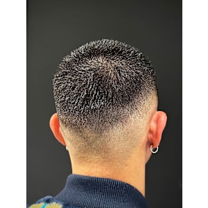 坊主フェード - HIRO GINZA BARBERSHOP 飯田橋神楽坂店【ヒロギンザバーバーショップ イイダバシカグラザカテン】掲載中