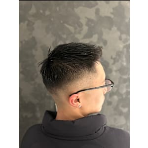 フェードフェザーアップ - HIRO GINZA BARBERSHOP 飯田橋神楽坂店【ヒロギンザバーバーショップ イイダバシカグラザカテン】掲載中