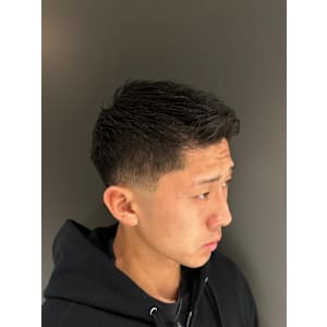 フェードフェザーアップ - HIRO GINZA BARBERSHOP 飯田橋神楽坂店【ヒロギンザバーバーショップ イイダバシカグラザカテン】掲載中