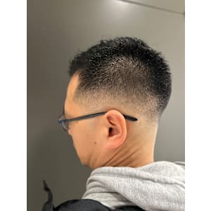 ボウズフェード - HIRO GINZA BARBERSHOP 飯田橋神楽坂店【ヒロギンザバーバーショップ イイダバシカグラザカテン】掲載中