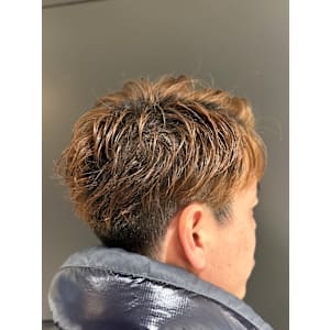 サイドパート - HIRO GINZA BARBERSHOP 飯田橋神楽坂店【ヒロギンザバーバーショップ イイダバシカグラザカテン】掲載中