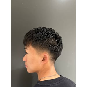 前下がりショートフェード - HIRO GINZA BARBERSHOP 飯田橋神楽坂店【ヒロギンザバーバーショップ イイダバシカグラザカテン】掲載中