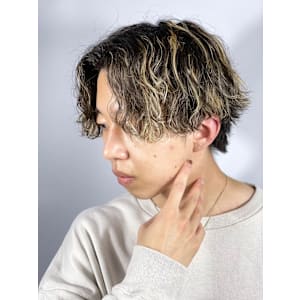 センターパート×メッシュ