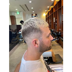 フェードカット - ヒロ銀座ヘアーサロン 新橋 銀座口店【ヒロギンザヘアーサロンシンバシギンザグチテン】掲載中