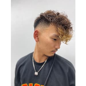 スペインカール×パーマ - ヒロ銀座ヘアーサロン 麻布乃木坂 六本木駅前店【ヒロギンザヘアーサロンアザブノギザカロッポンギエキマエテン】掲載中