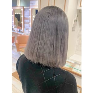 【Neolivekuta】シルバーカラー【町田】