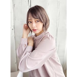 ニュアンスカールのハイトーンショート