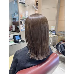 パツっとロブで小顔見せ - EMU international 春日部本店【エムインターナショナル】掲載中