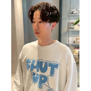 センターパート ツイスパ ツーブロック マッシュ 束感