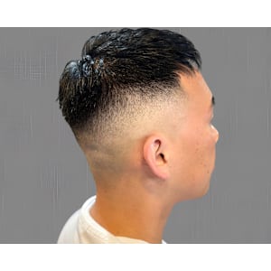 スキンフェード × 王道ショート　清潔感MAXな男前スタイル