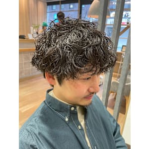 自然な動きのスパイラルマッシュ