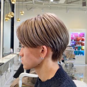 The First Carry -MENS SALON-