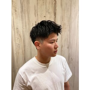 The First Carry -MENS SALON-