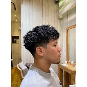 The First Carry -MENS SALON-