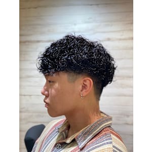 The First Carry -MENS SALON-