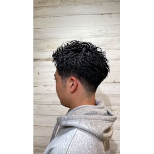 The First Carry -MENS SALON-