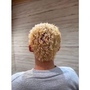 The First Carry -MENS SALON-