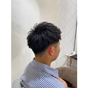 The First Carry -MENS SALON-