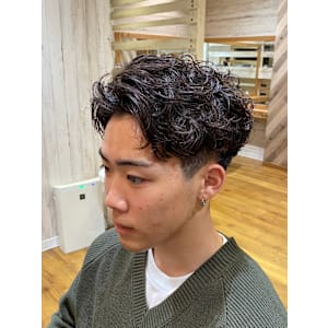 The First Carry -MENS SALON-