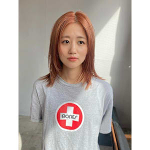 ステップボーンカットハイレイヤースタイル