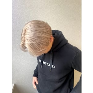 メンズクリームベージュ・ホワイトカラー