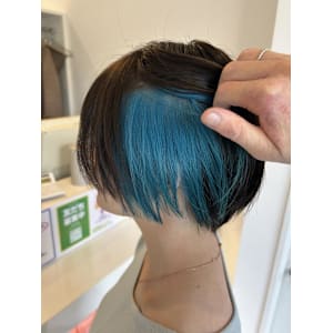 ターコイズブルー