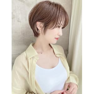 ショートボブ髪型30代40代50代前髪あり前髪無し面長丸顔